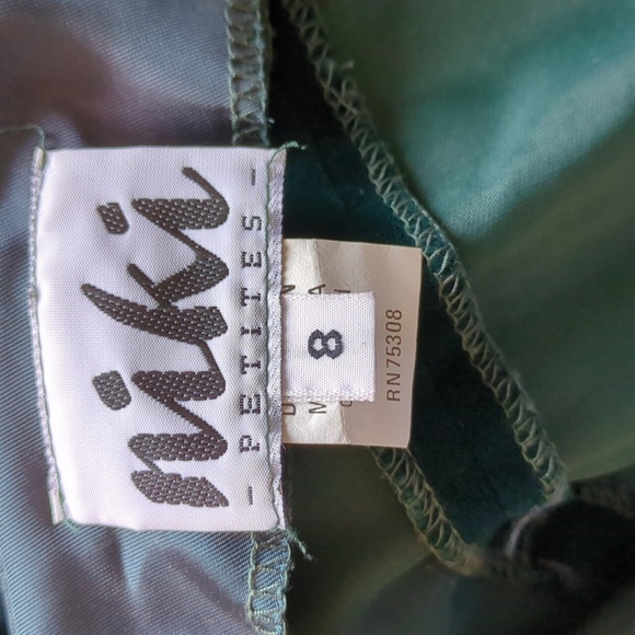 Vtg Niki Petites Velvet Skirt Set - Picture 16 of 17